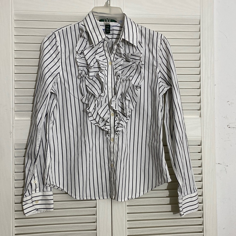 Ralph Lauren ladies shirt Green tag size medium cotton fabric